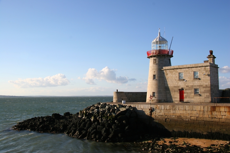 Lighthouse Ireland.jpg
